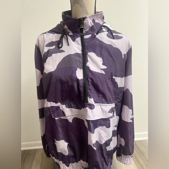 Purple Camo Zip-up Windbreaker! - Picture 5 of 14